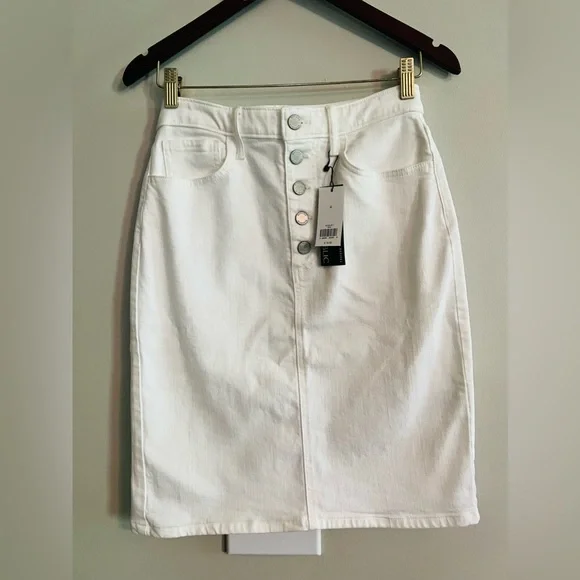 Banana Republic Skirts Nwt Banana Republic White Denim Skirt Poshmark